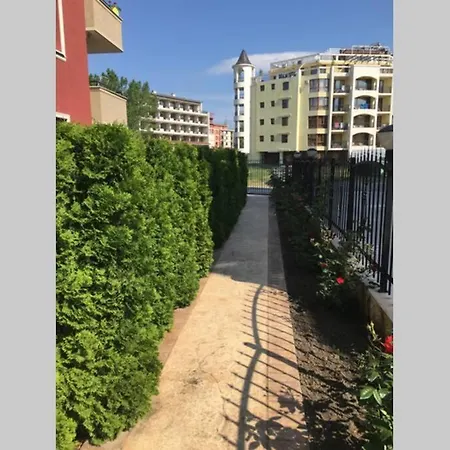 Sunny Beach 1-Bdrm Apt In Vip Zone Apartments アパート
